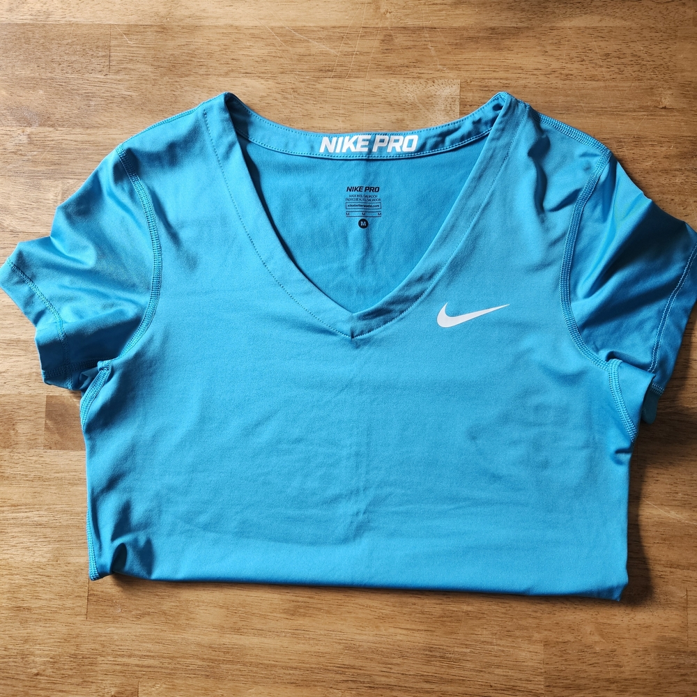 Nike Pro Women's V-Neck Performance T-Shirt